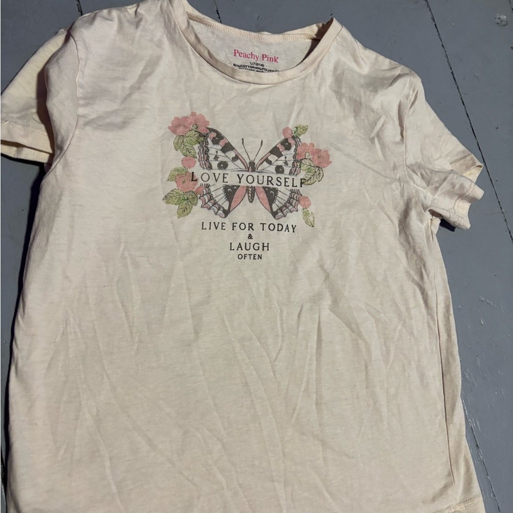 Girls graphic tee
